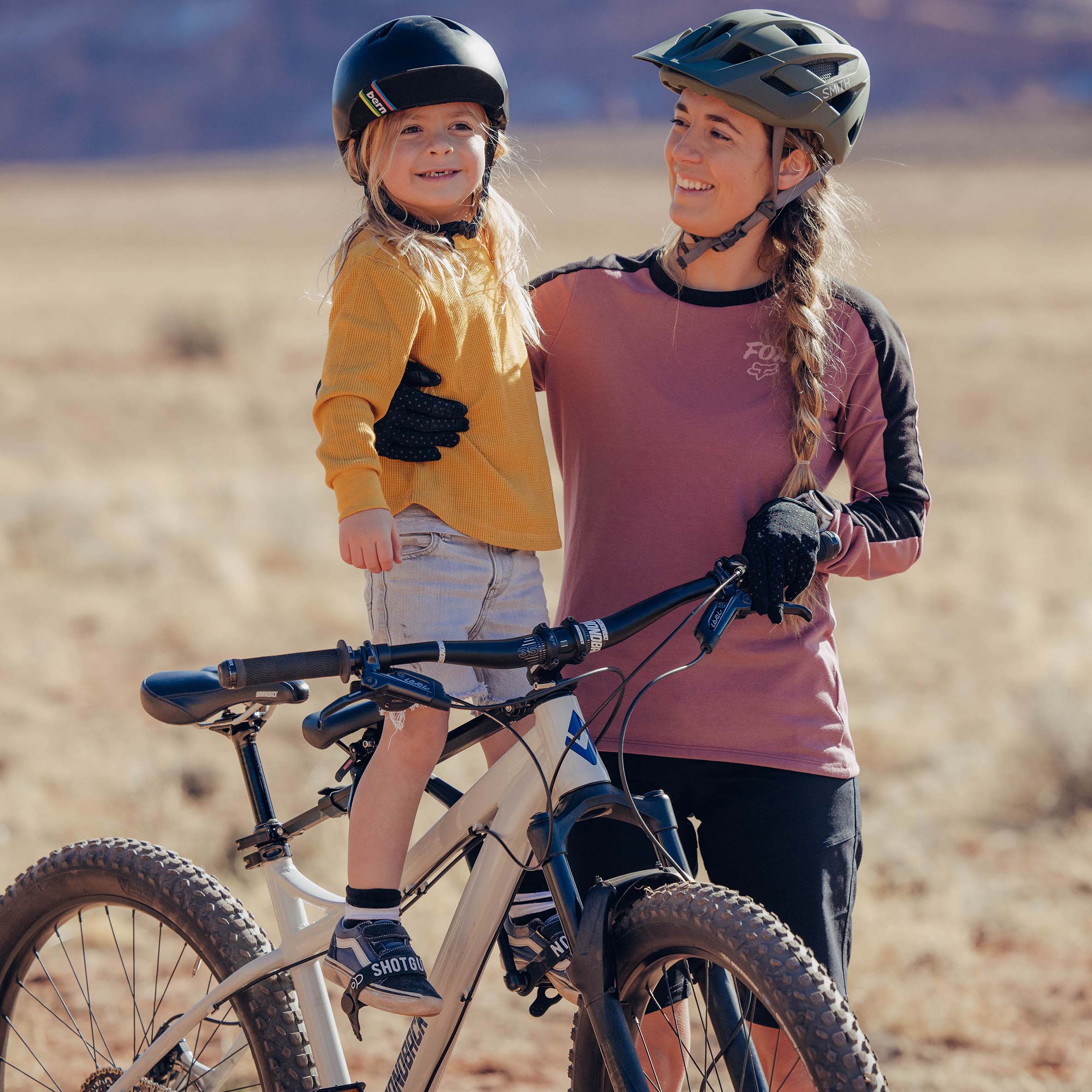 Womens bike outlet with child carrier